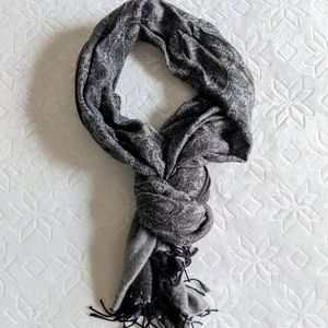 FREE IF BUNDLE - Scarf